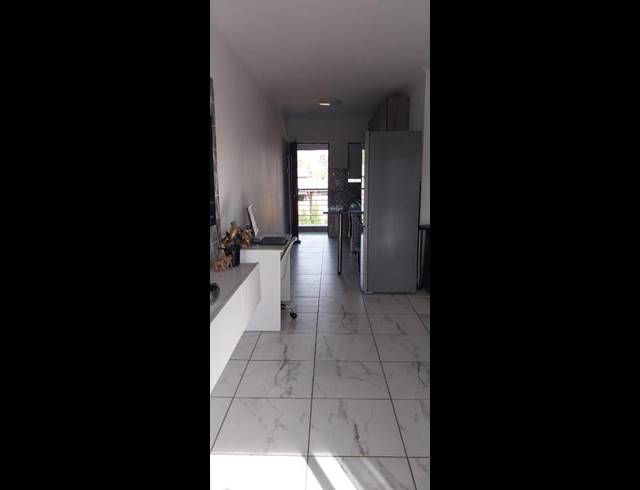 2 BEDROOM PROPERTY TO RENT IN POMONA